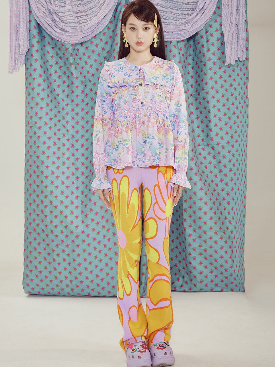 Contrast Color Flower Slim Knitted Pile Flare Pants