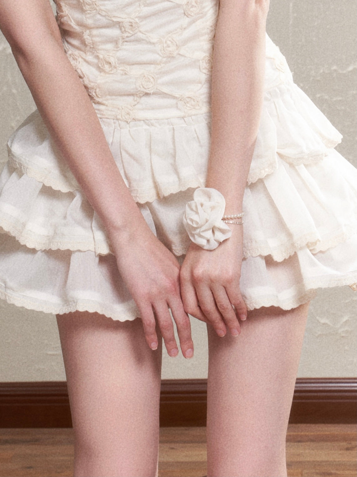 Puff-Sleeve Ciffon Tiered Halter-Neck Sweet One-Piece & Bracelet