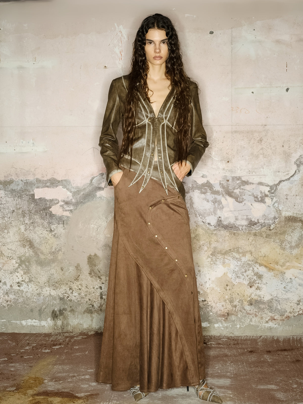 비대칭 니치 가죽 노 칼라 탑