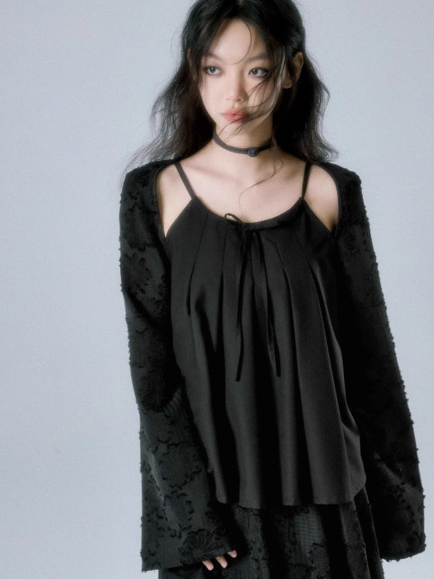 자카드 스위칭 컷 아웃 탑 및 계층 디자인 스커트