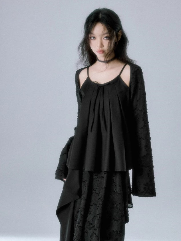 자카드 스위칭 컷 아웃 탑 및 계층 디자인 스커트