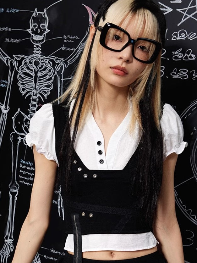 Monotones gefälschtes zweiteiliges Oberteil