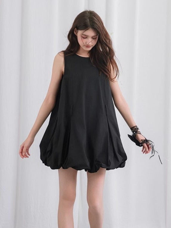 Backless Bud Cloud Sleeveless One-piece