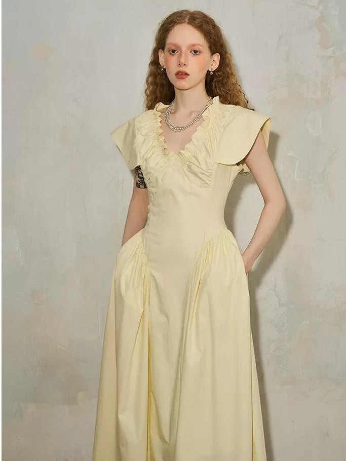 Wrinkled V-neck French Flying Sleeve Dress