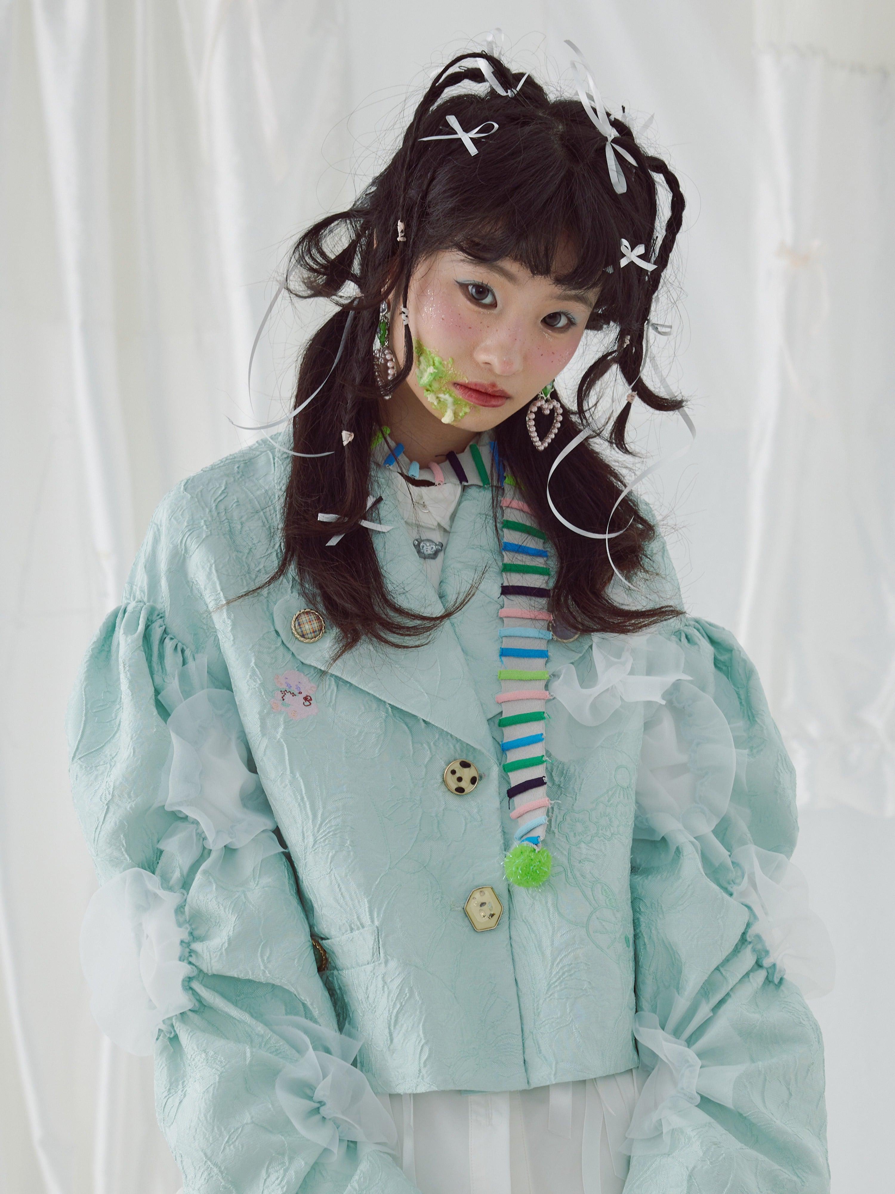 화려한 양모 공 좁은 스카프