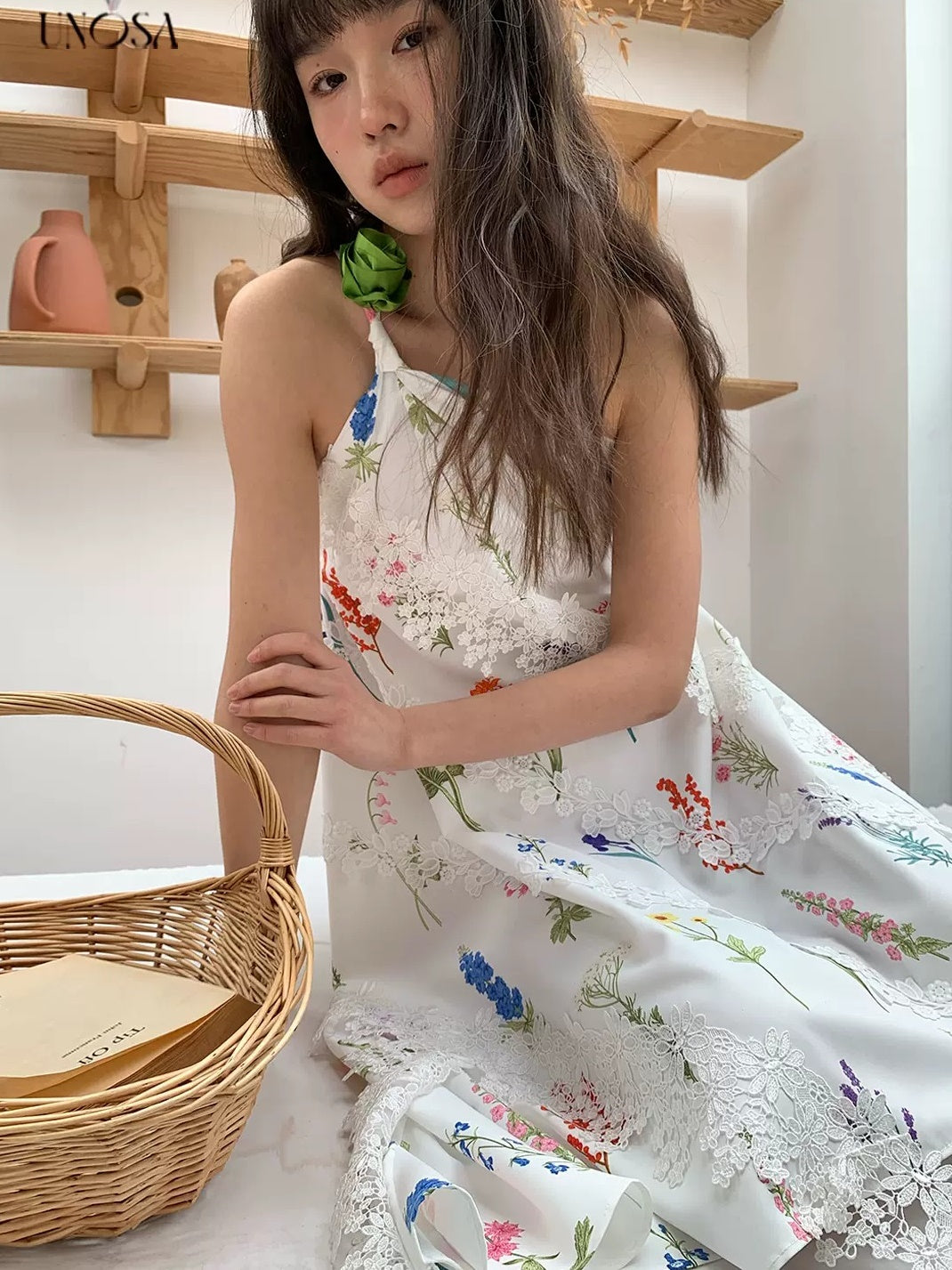 낭만적 인 숲은 원 숄더 레이스 비대칭 드레스를 인쇄했습니다