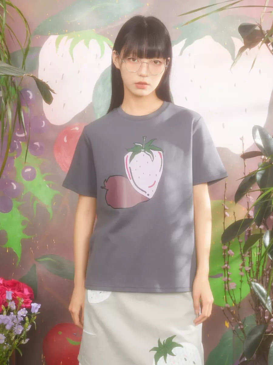 Strawberry Print Loose Round Neck T-shirt