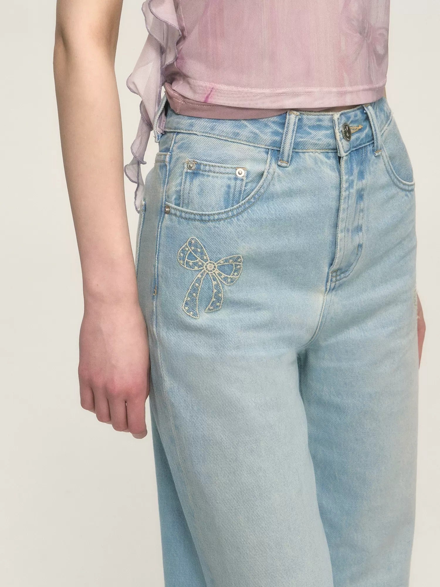 Embroidered Washed Distrssed Straight Loose Denim