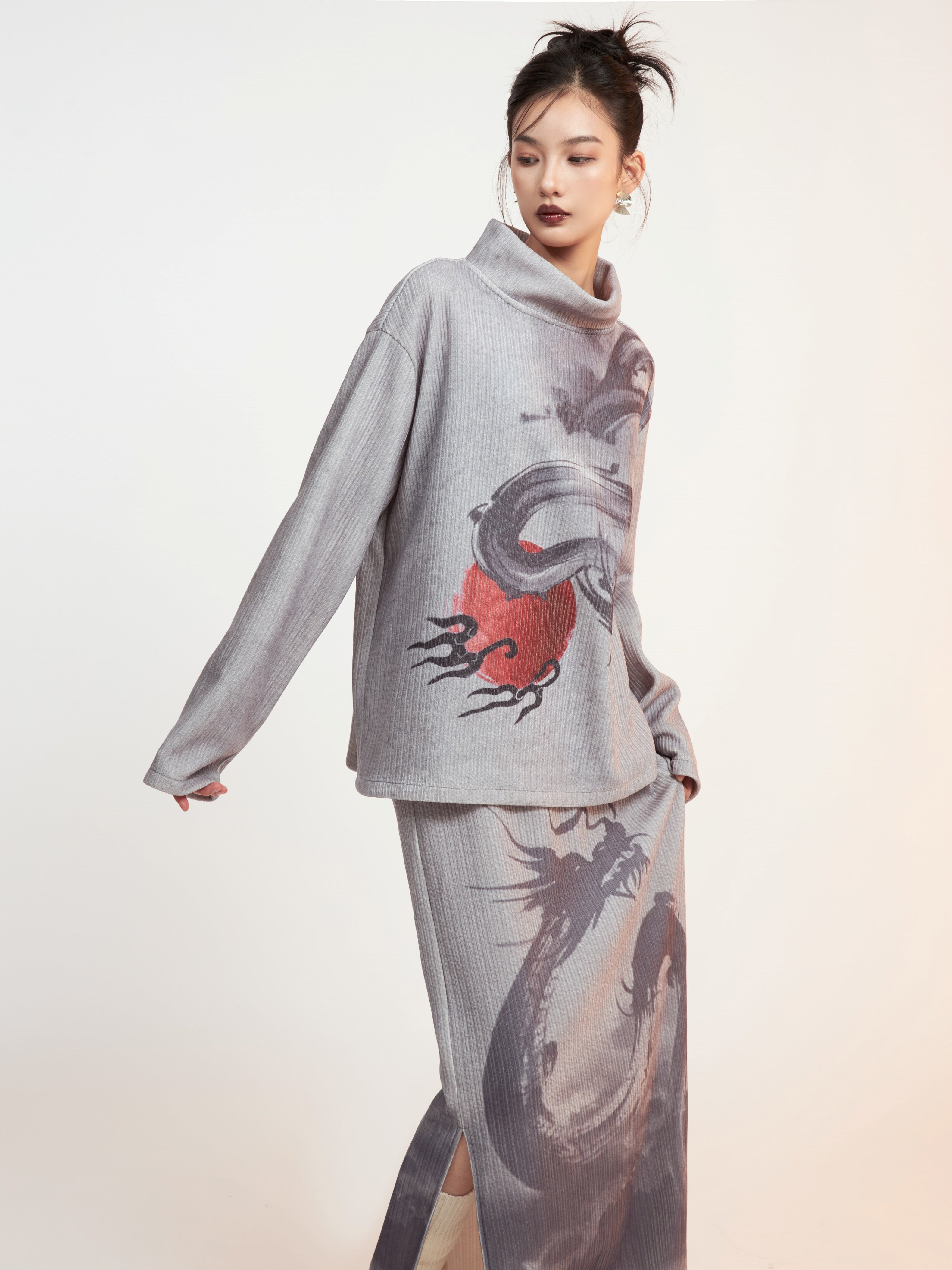 Drachendruckgedruckter Mock-Hals-Hals Cutssew & Spit Box Rock