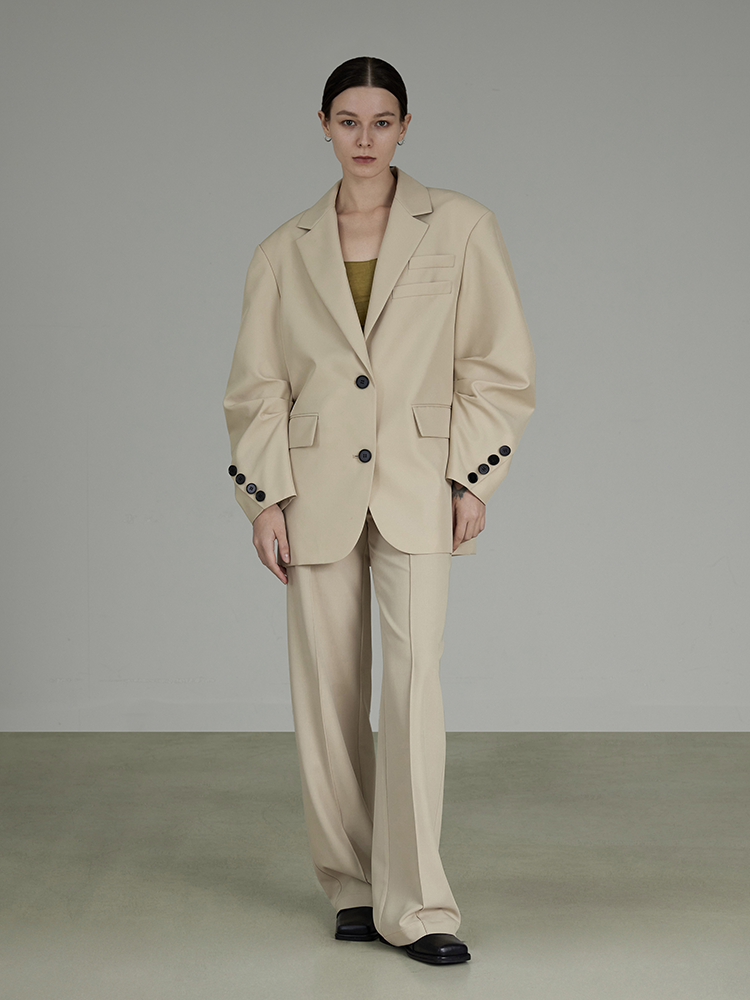 Formelle edle schicke Jacke und Hosen