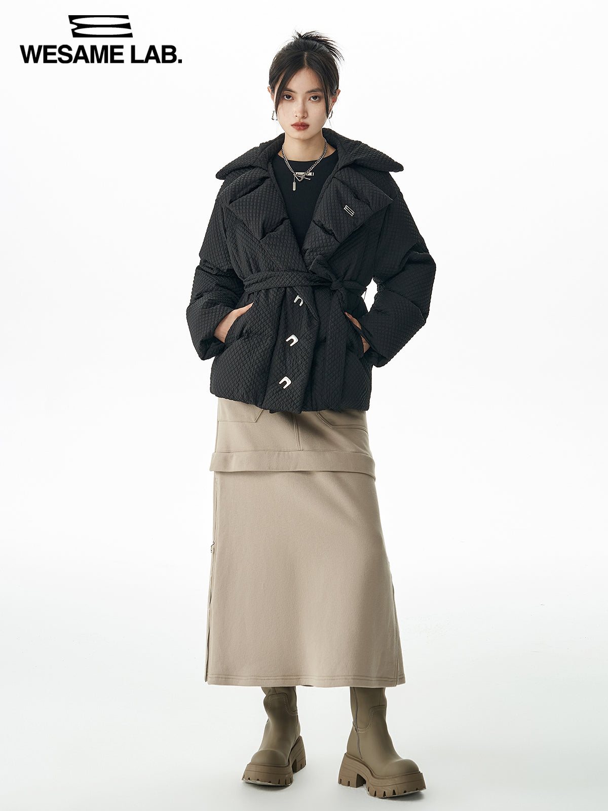 Stickst Stickränder kurzer Down-Jacket