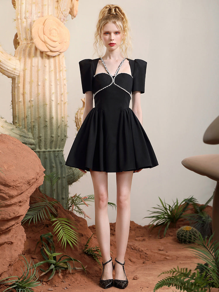 Bijou Power-Shoulder Flare Retro-Kleid