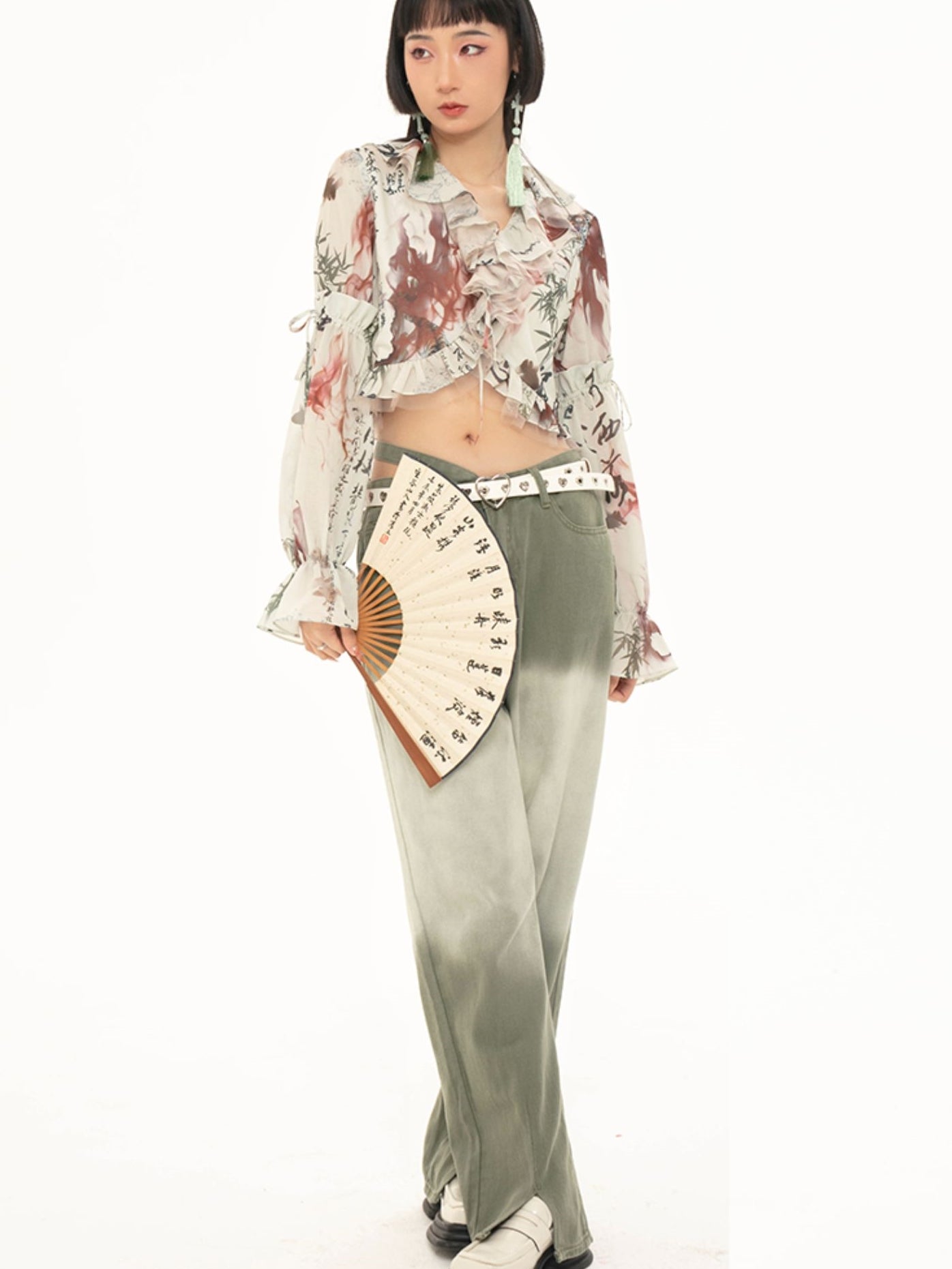 프릴 일본식 자른 푹신한 블라우스