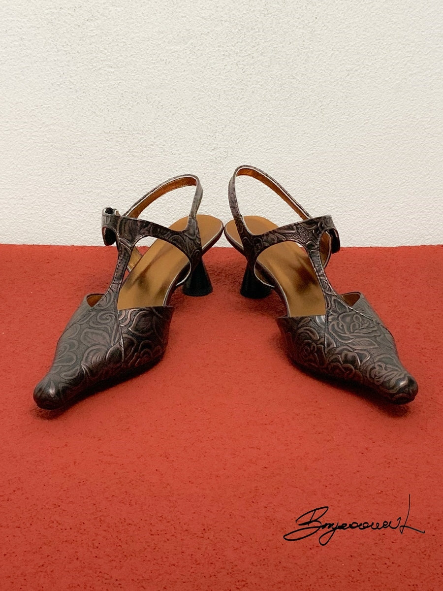 Flower Retro Antique Flare-heel Pumps Borya studio – ARCANA ARCHIVE