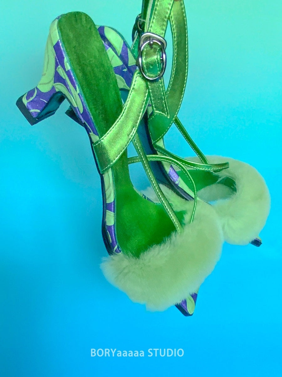 Sandale à la mode à talons à toe à toe à toe à fleurs