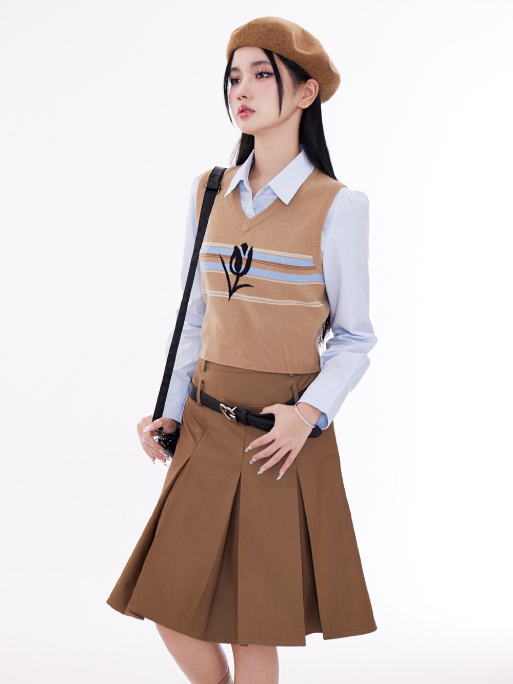 튤립 라인 대학 니트 조끼