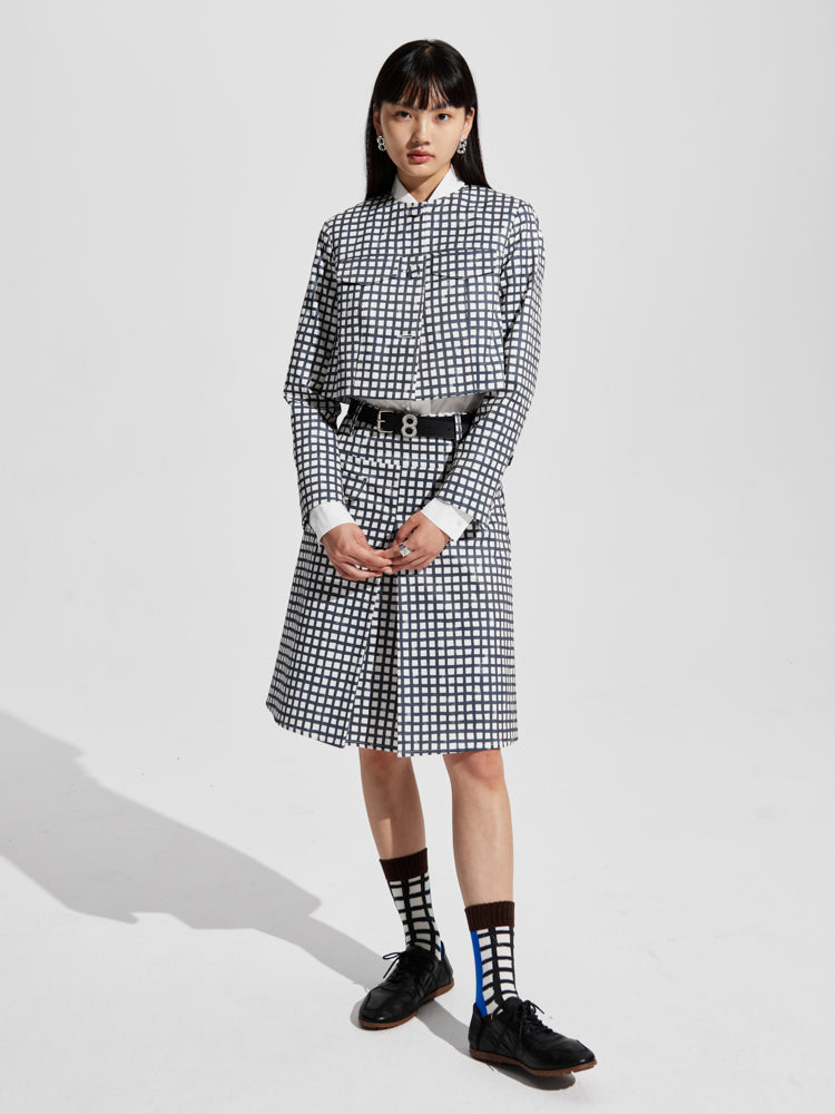 Scheckte mit mittlerer Flare Jacke Rock geschnitten