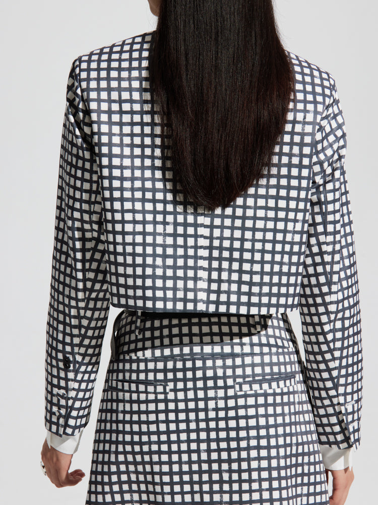 Scheckte mit mittlerer Flare Jacke Rock geschnitten