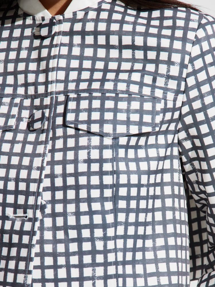 Scheckte mit mittlerer Flare Jacke Rock geschnitten