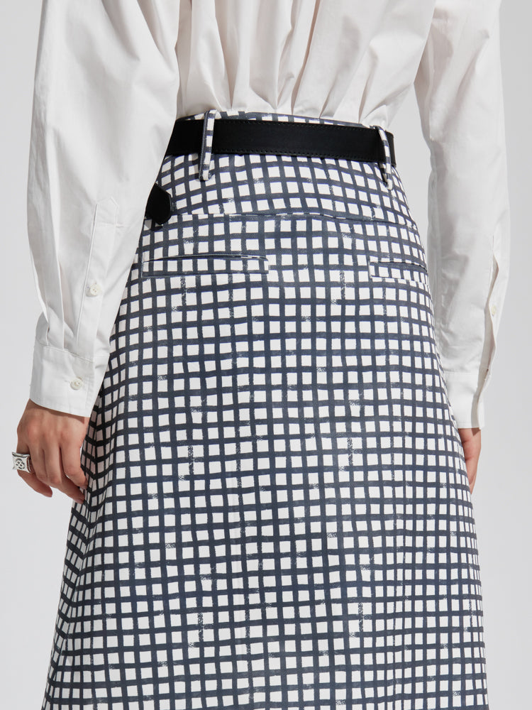 Scheckte mit mittlerer Flare Jacke Rock geschnitten