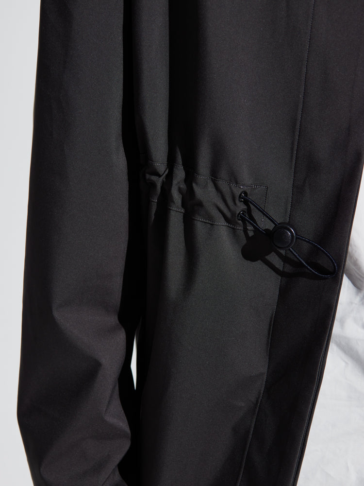 길고 생생한 바람막이