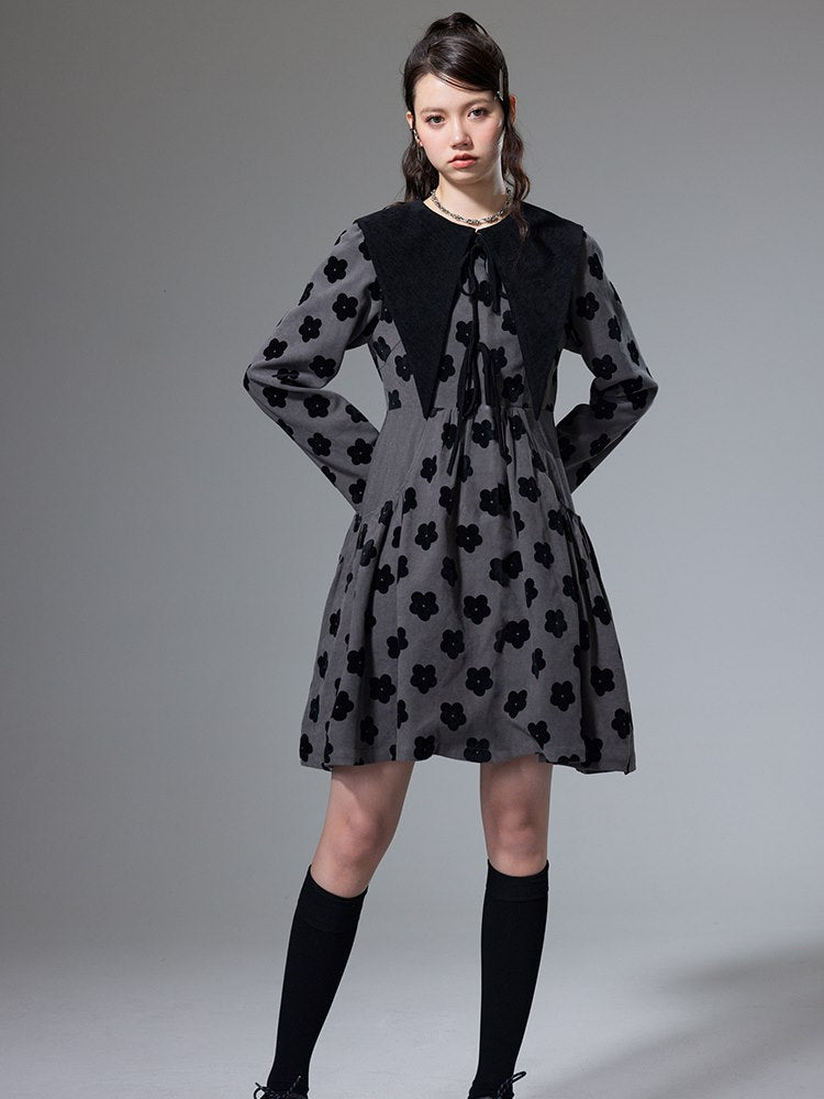 플레어 플라워 트라이앵글 칼라 레트로 여성용 원피스