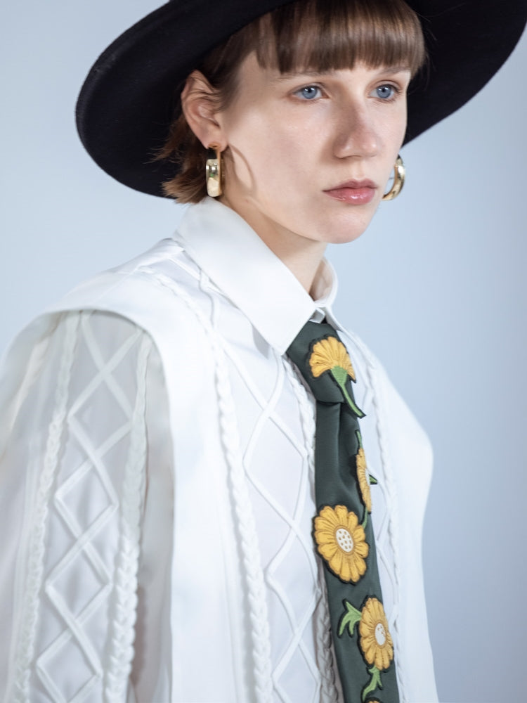 Stickerei Kinit Häkelnichi -Hemd