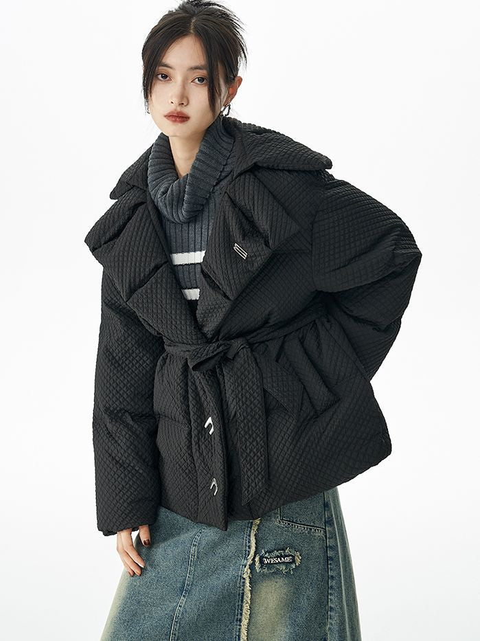 Stickst Stickränder kurzer Down-Jacket