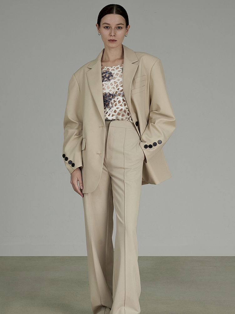 Formelle edle schicke Jacke und Hosen