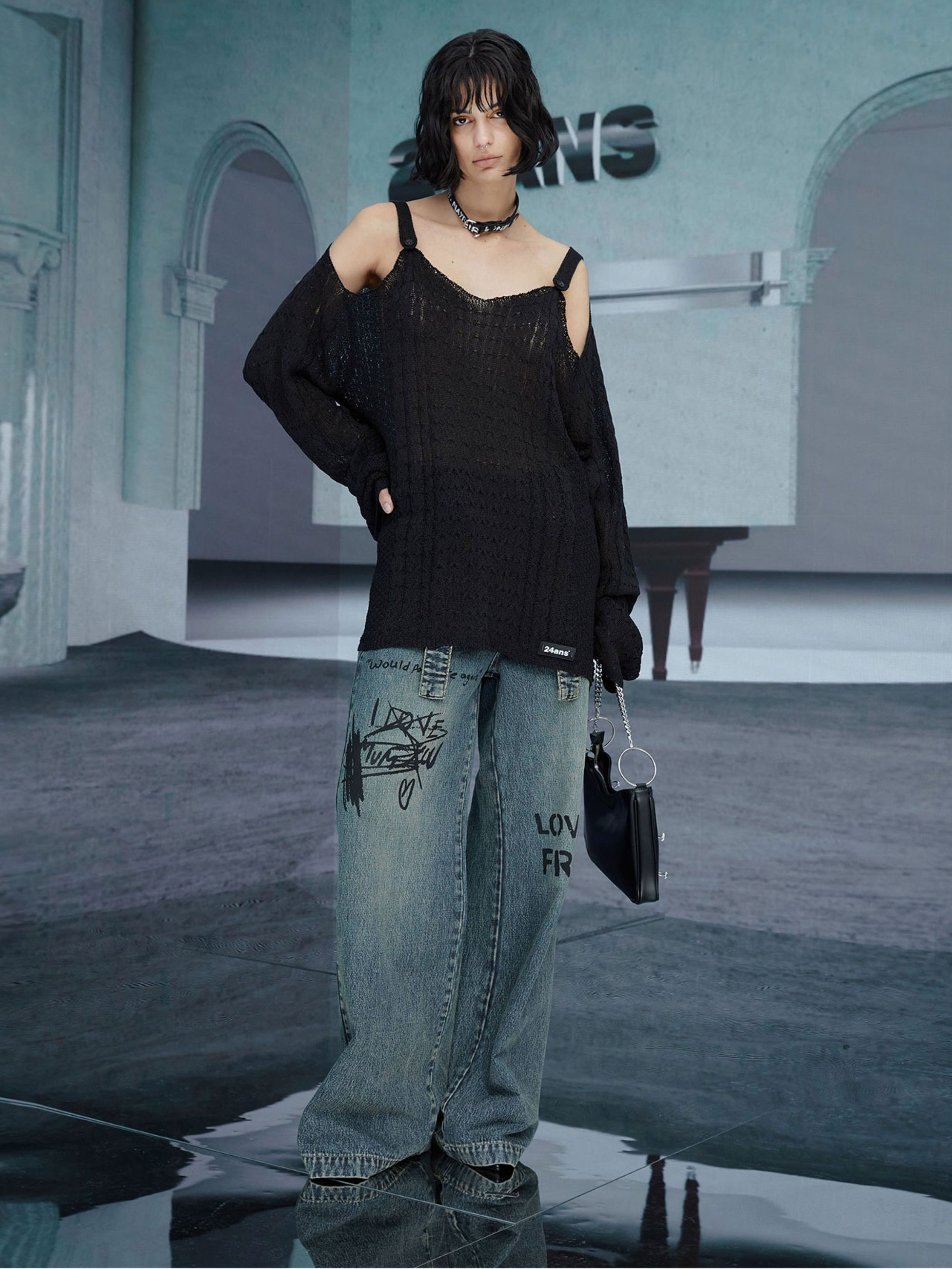 Open-shoulder Loose Mesh Knit