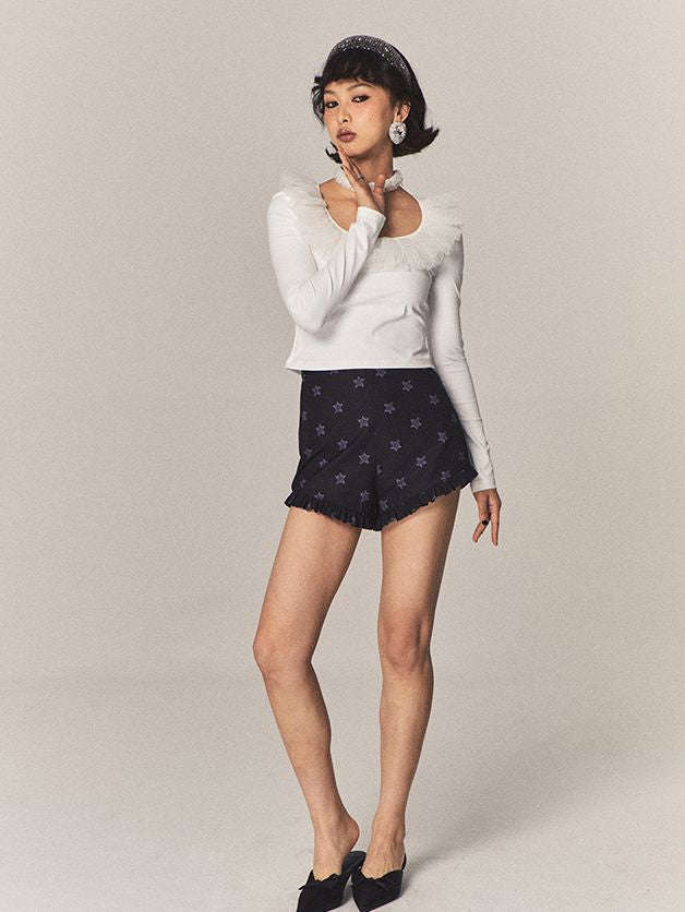 얇은 명주 그물 가운데 꽉 찬 컷