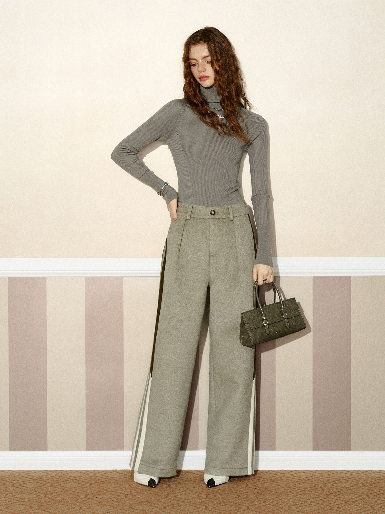 Plain High-Neck Simple Knit