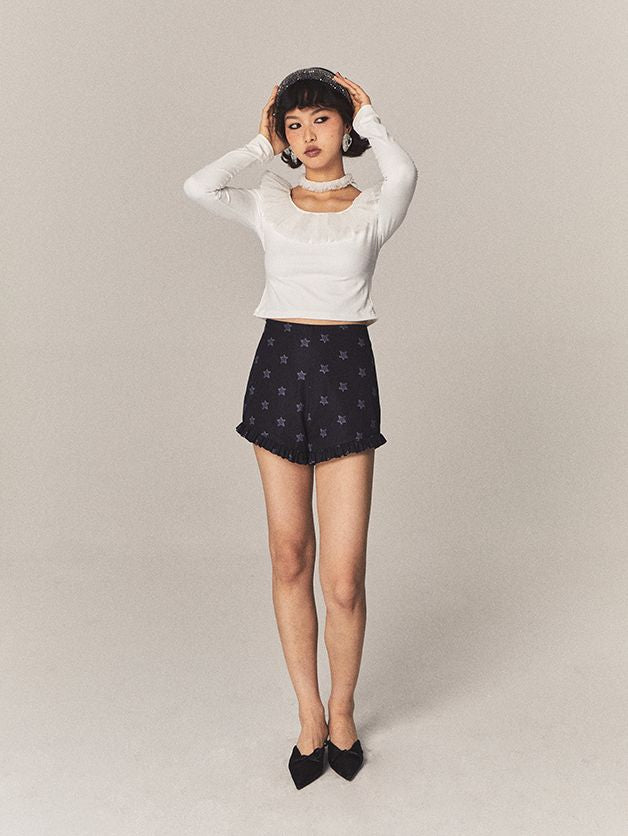 얇은 명주 그물 가운데 꽉 찬 컷