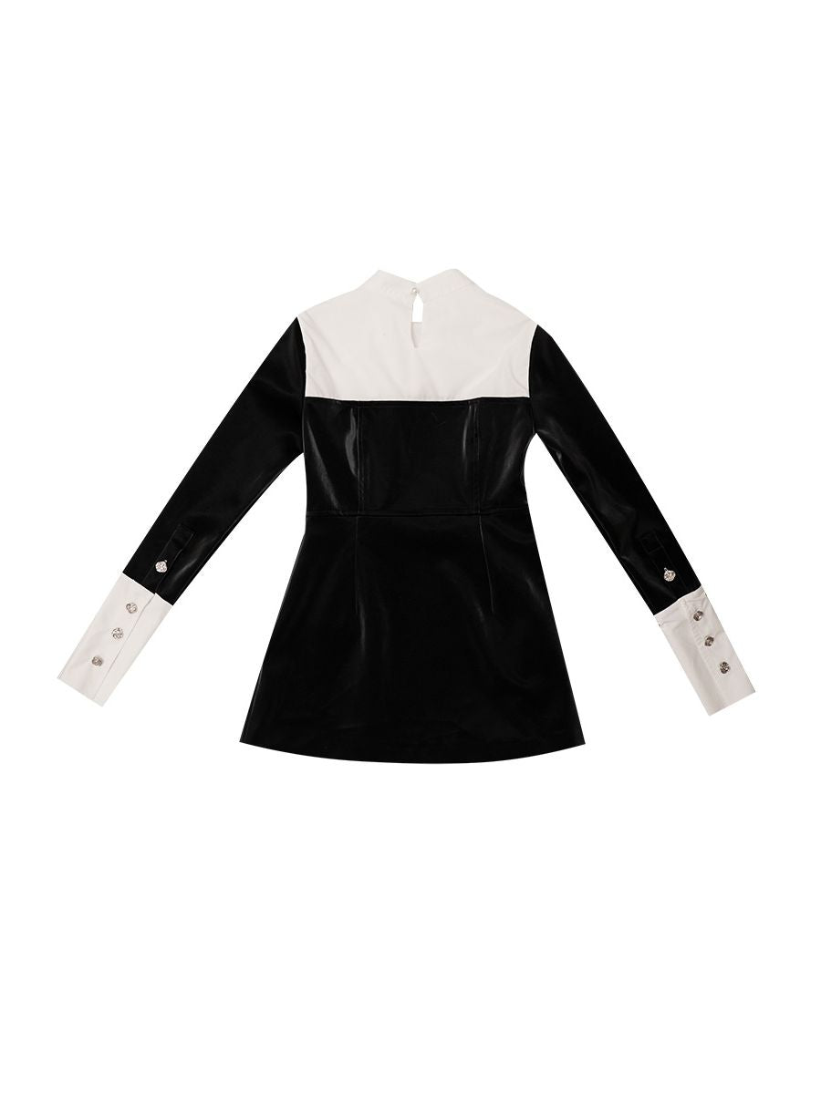 고딕 양식은 평범한 자수 원피스를 확인했습니다