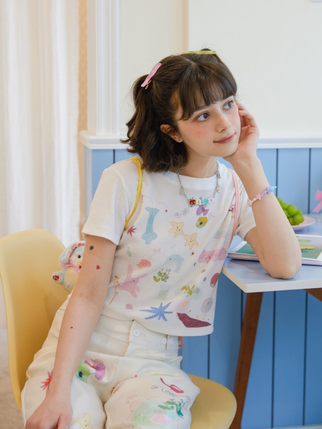 Scribble Fancy Casual Cropped T-shirt