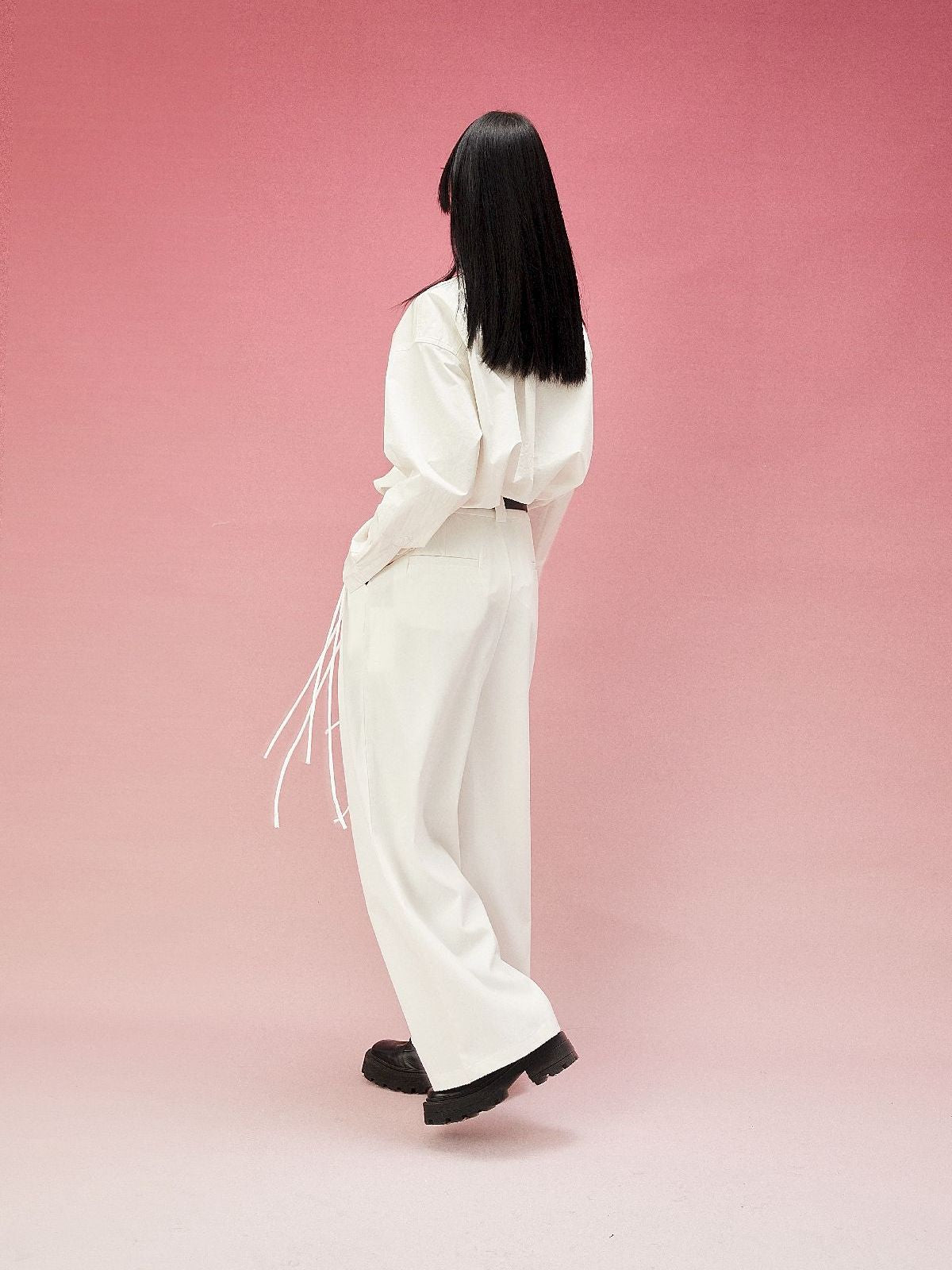 스탠드 콜라 자수 전면 비행 셔츠