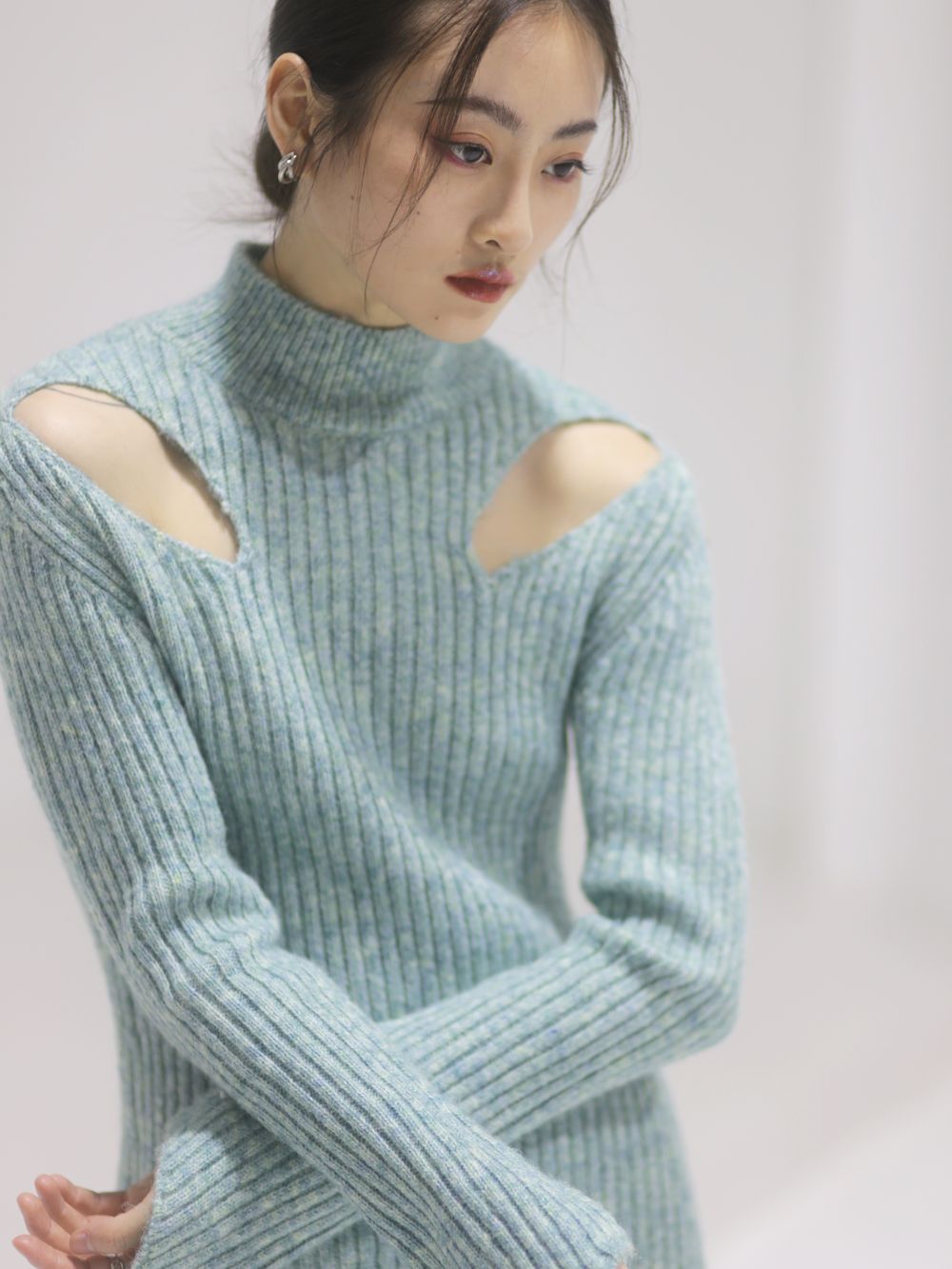 Schneiden Sie sexy Retro-Strick-Ein-Stück