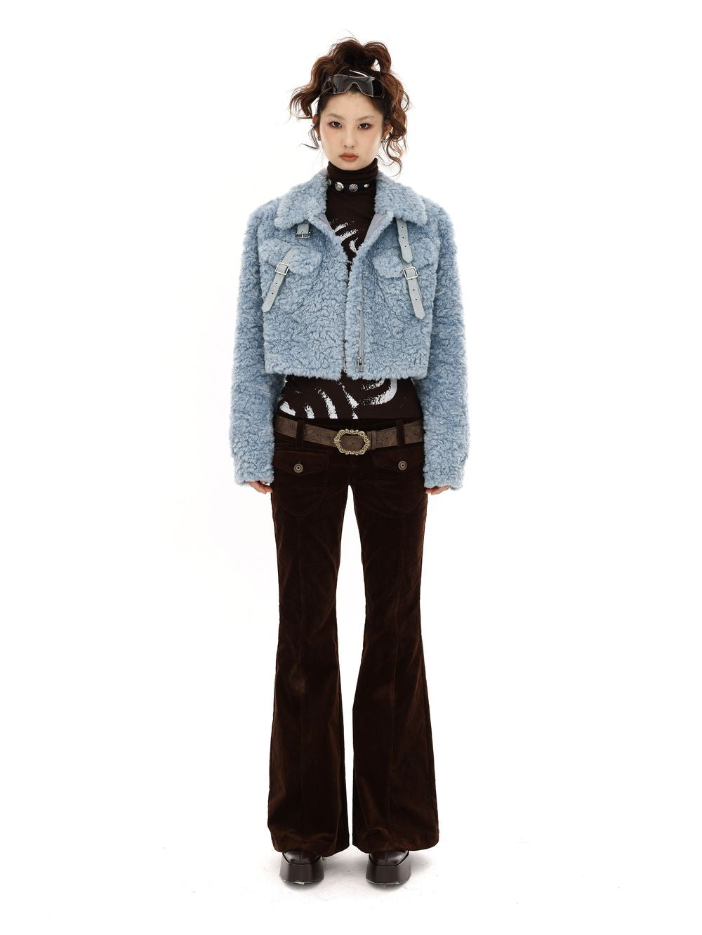 보아 자른 푹신한 복고풍 재킷