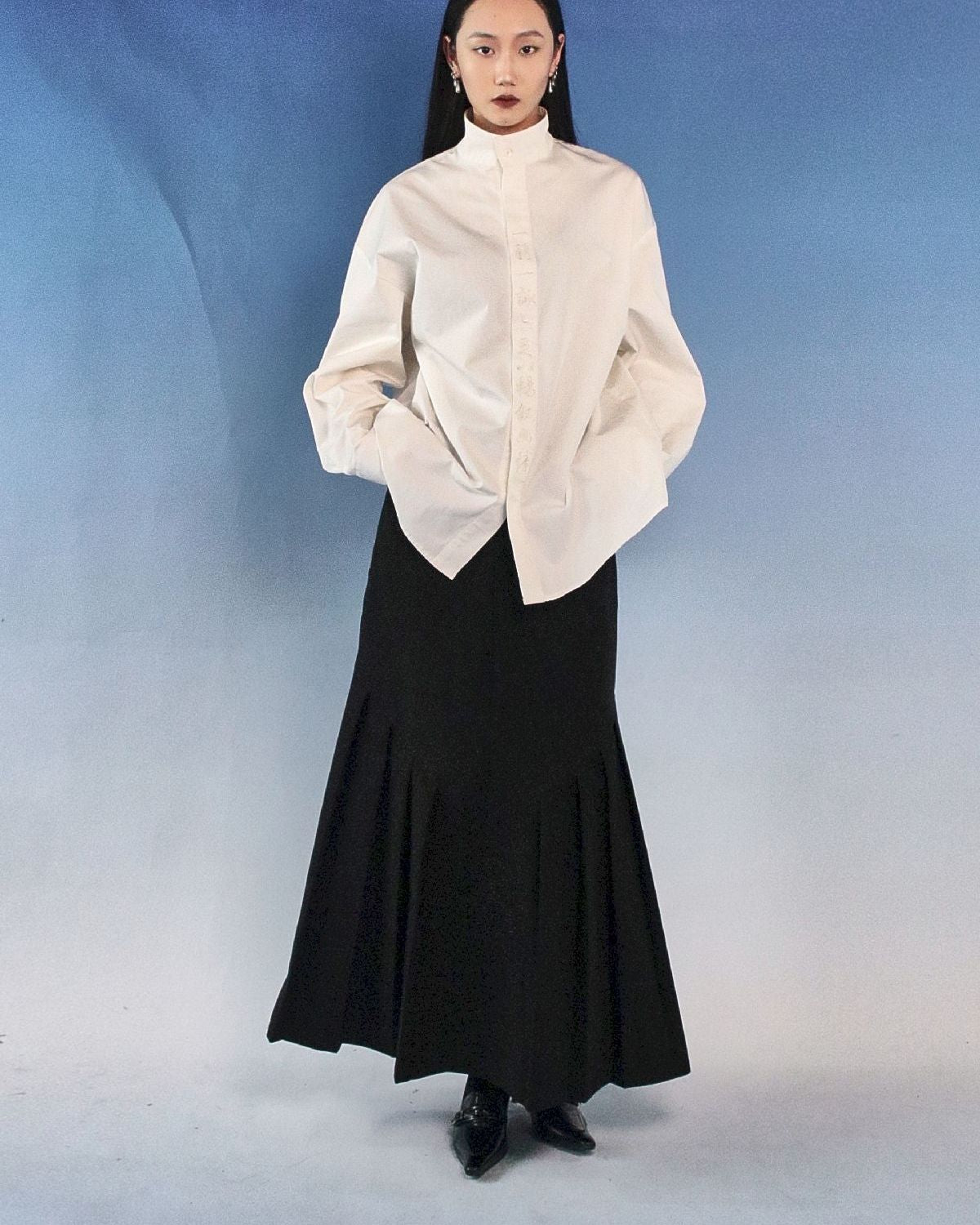 스탠드 콜라 자수 전면 비행 셔츠