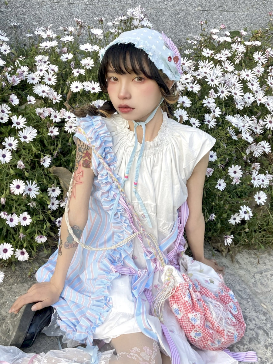 Fancy Frill Retro Flower Embroider Hood