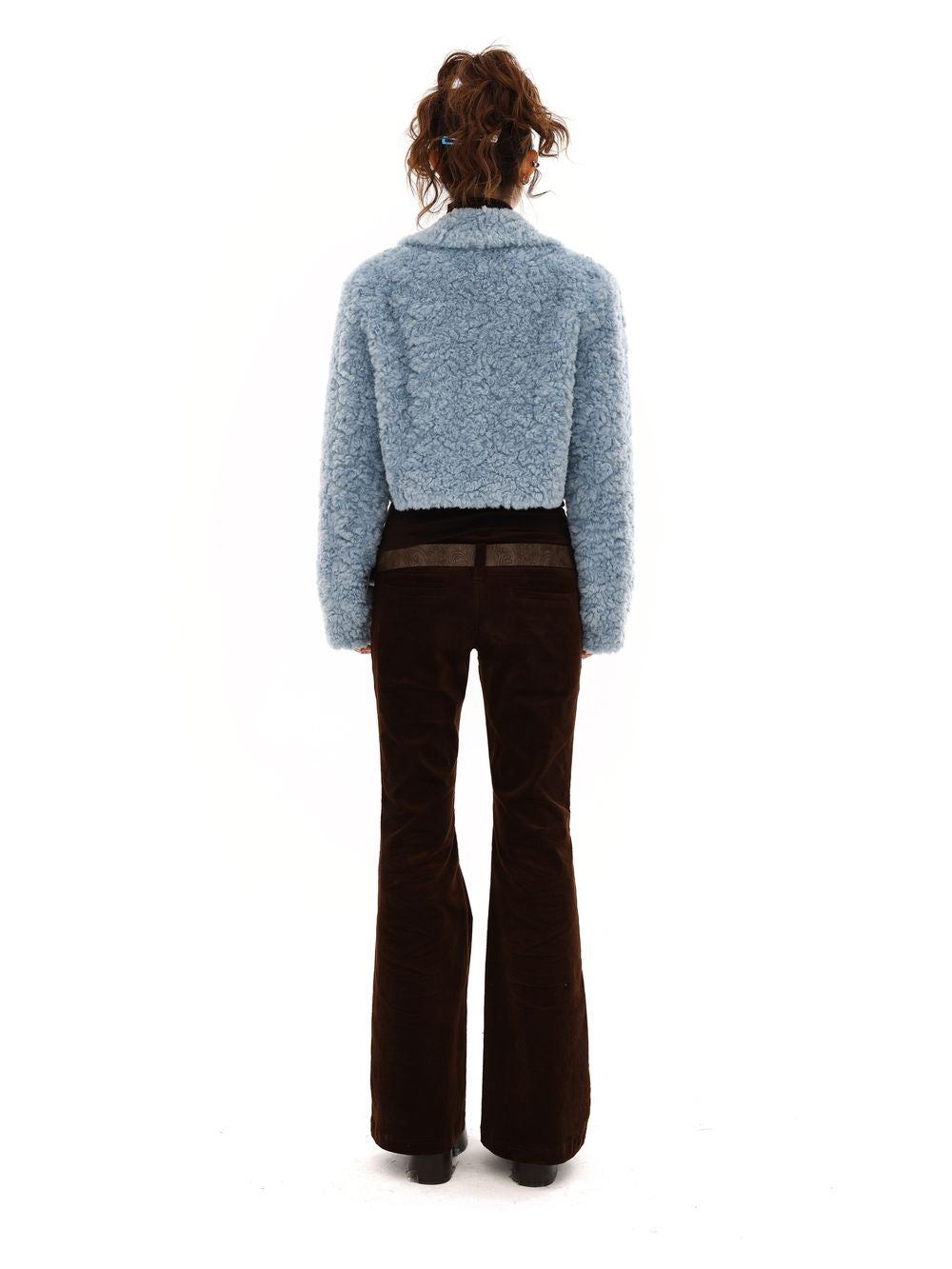 보아 자른 푹신한 복고풍 재킷