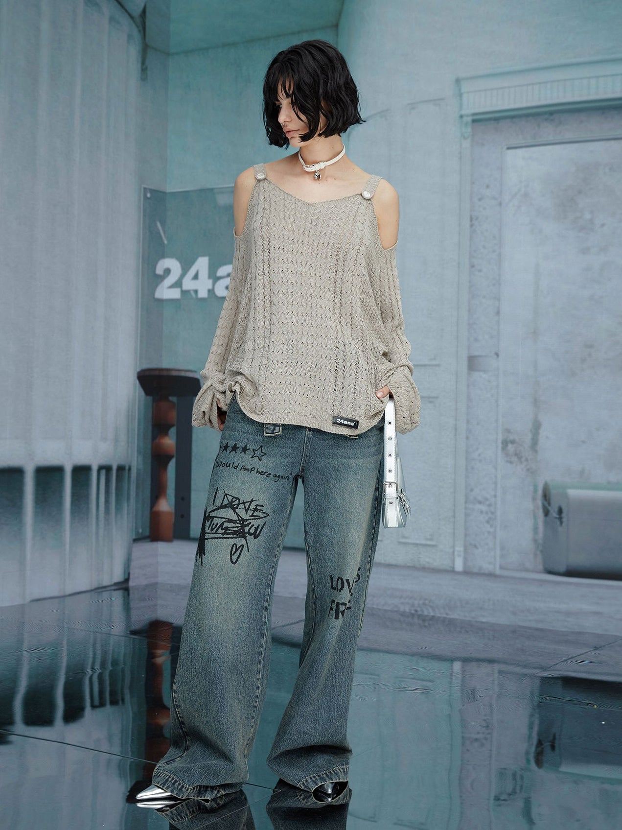 Open-shoulder Loose Mesh Knit