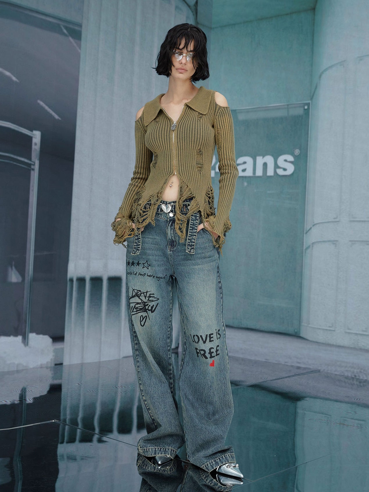 DAMAGE TASSEL NICHI OPEN-SHOUDER TOPS & SKIRT