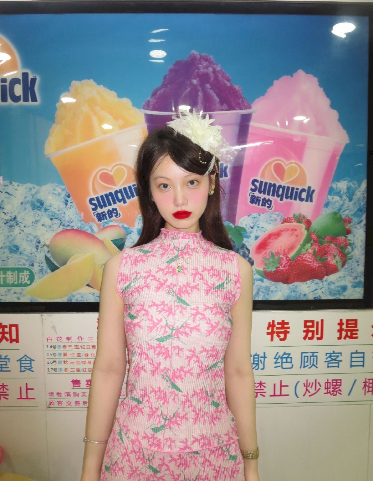 Falten ärmellose Blumenplatten & Langstreicher