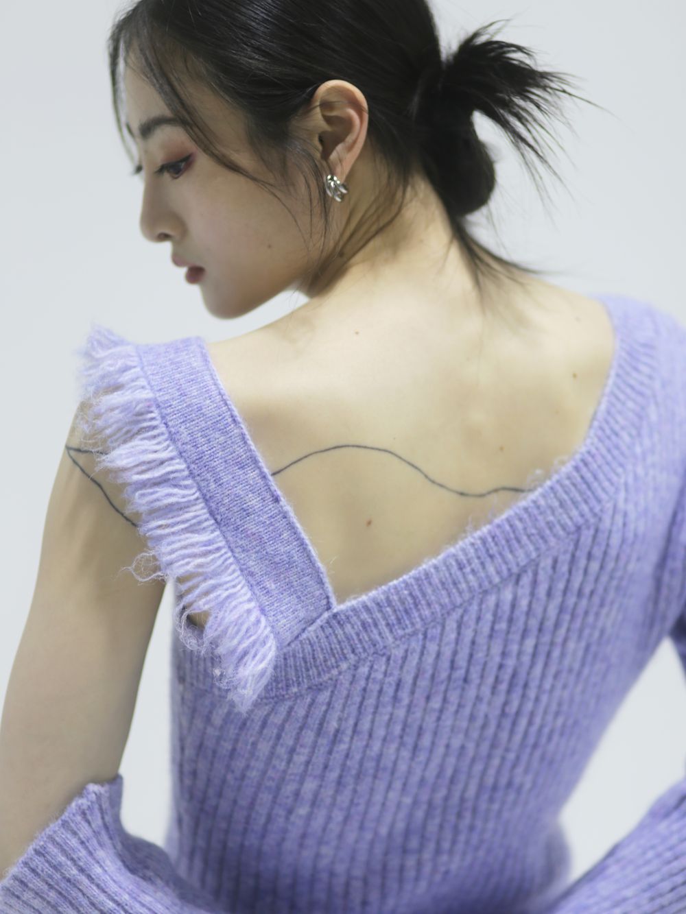 ONE-SHOULDER KNIT NCHI HEM ONE-PIECE