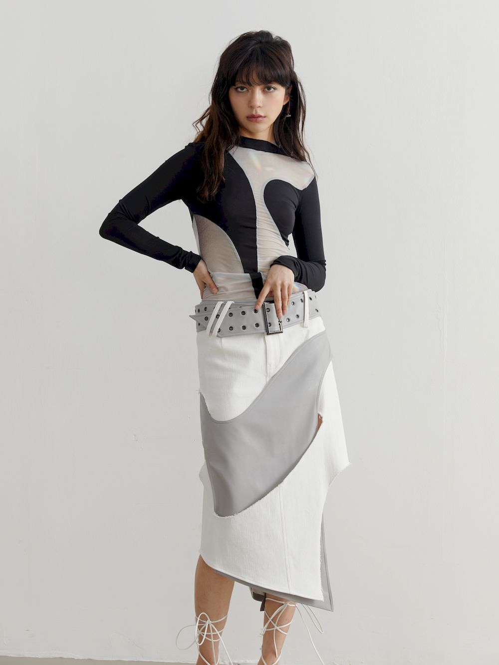 ASYMMMETYR NICHI 사이드 컷 소설 스커트