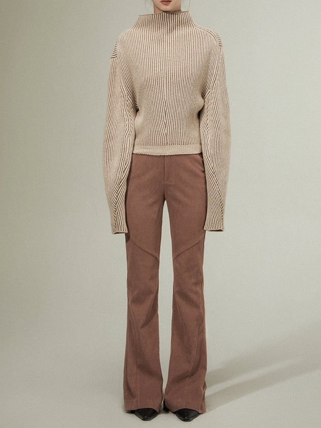 Split -Linie leicht ausgestellte Hose