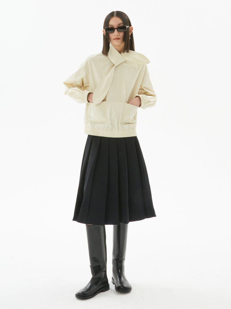 Hohe Taille -Faltenrock