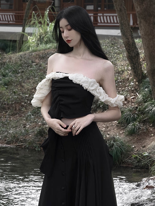 대비 색상 튜브 상단