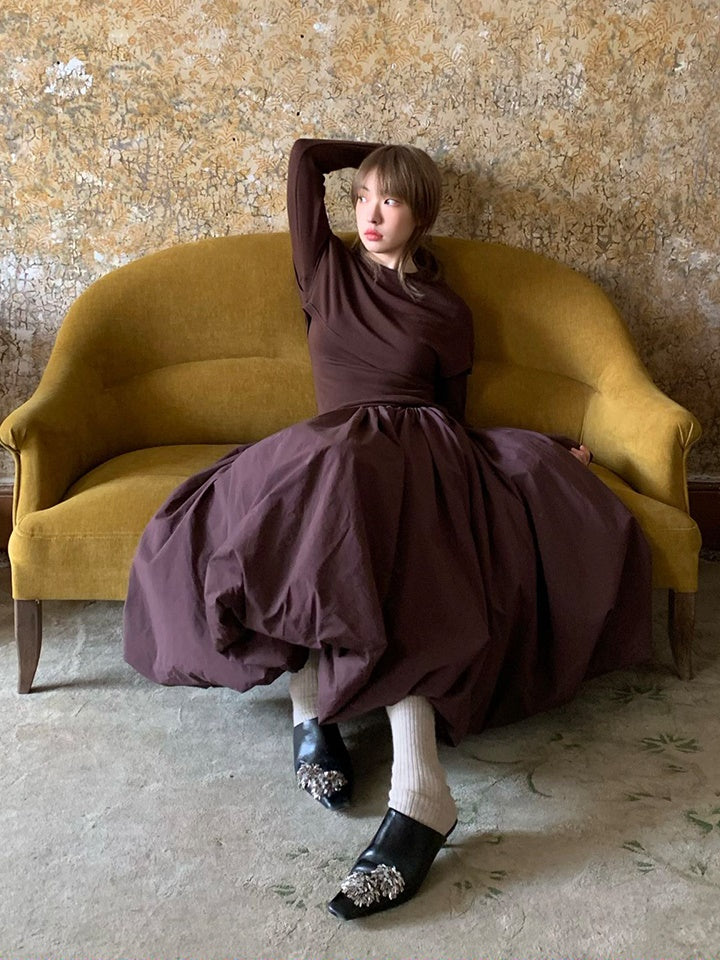 매우 큰 주름 구름 치마